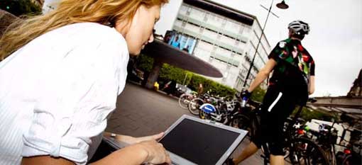 轰炸电话在线下单